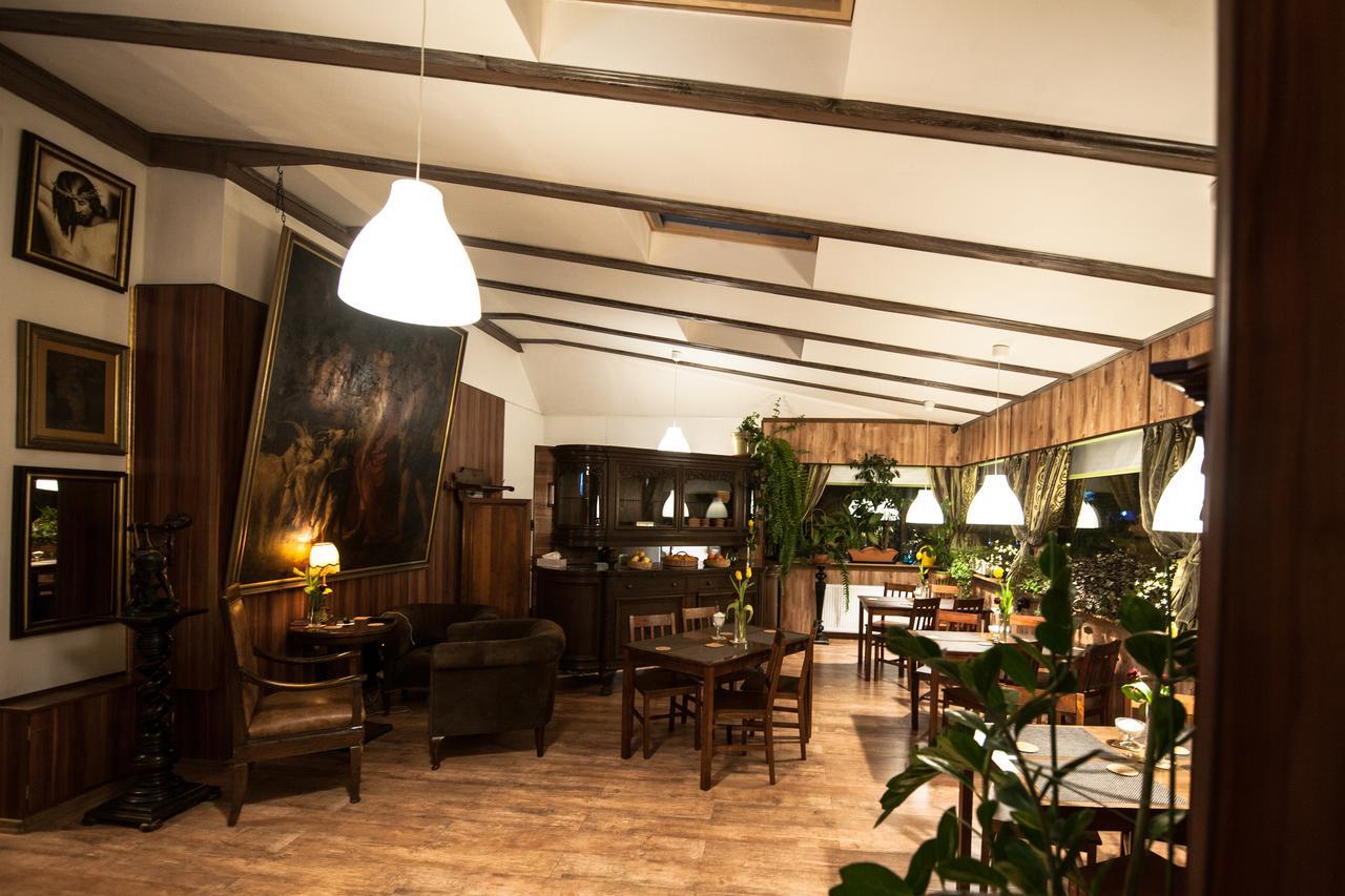 Hotel Villa Rezydentヴロツワフ エクステリア 写真