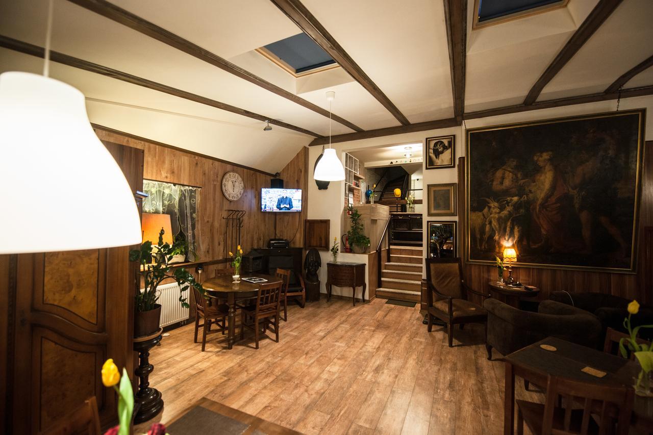 Hotel Villa Rezydentヴロツワフ エクステリア 写真