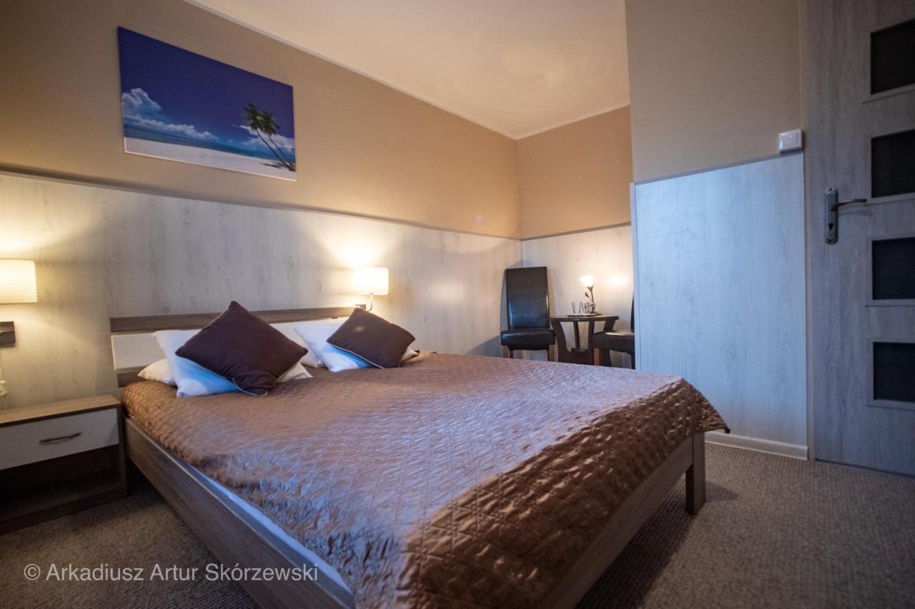 Hotel Villa Rezydentヴロツワフ エクステリア 写真